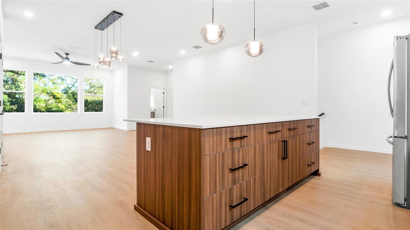 4TH STREET GARDENS - Residential