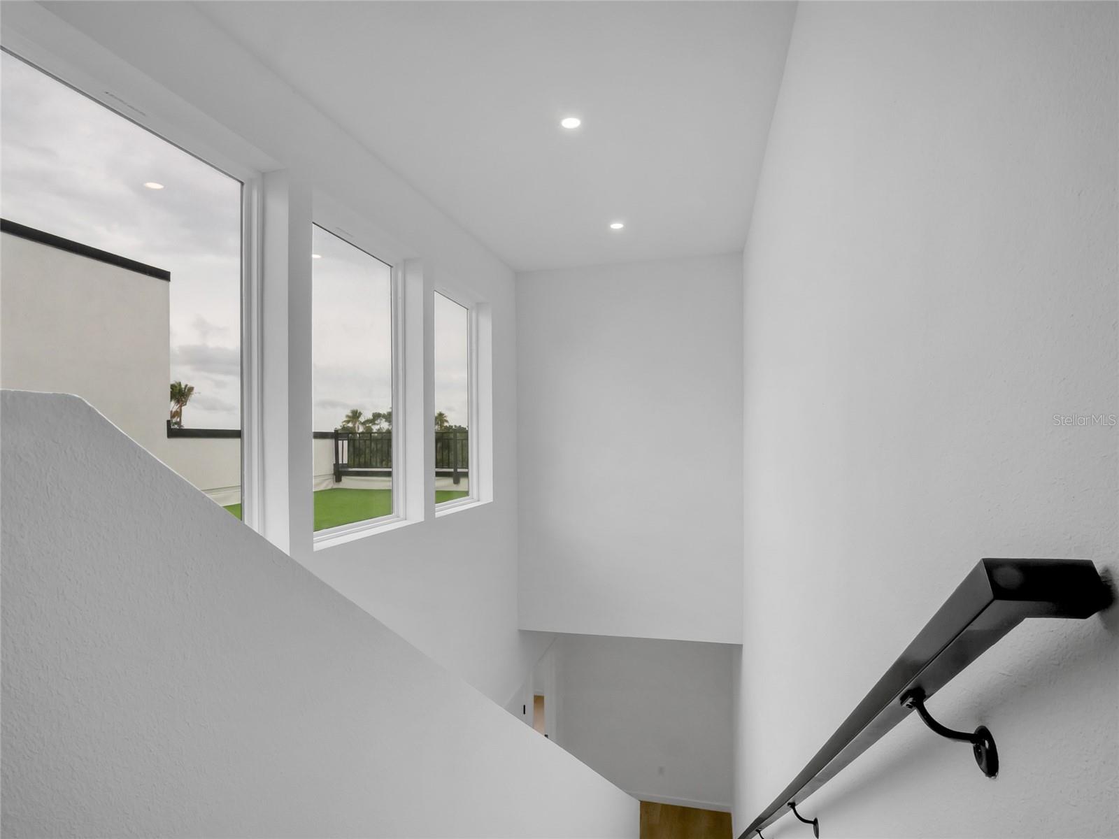 4TH STREET GARDENS - Residential