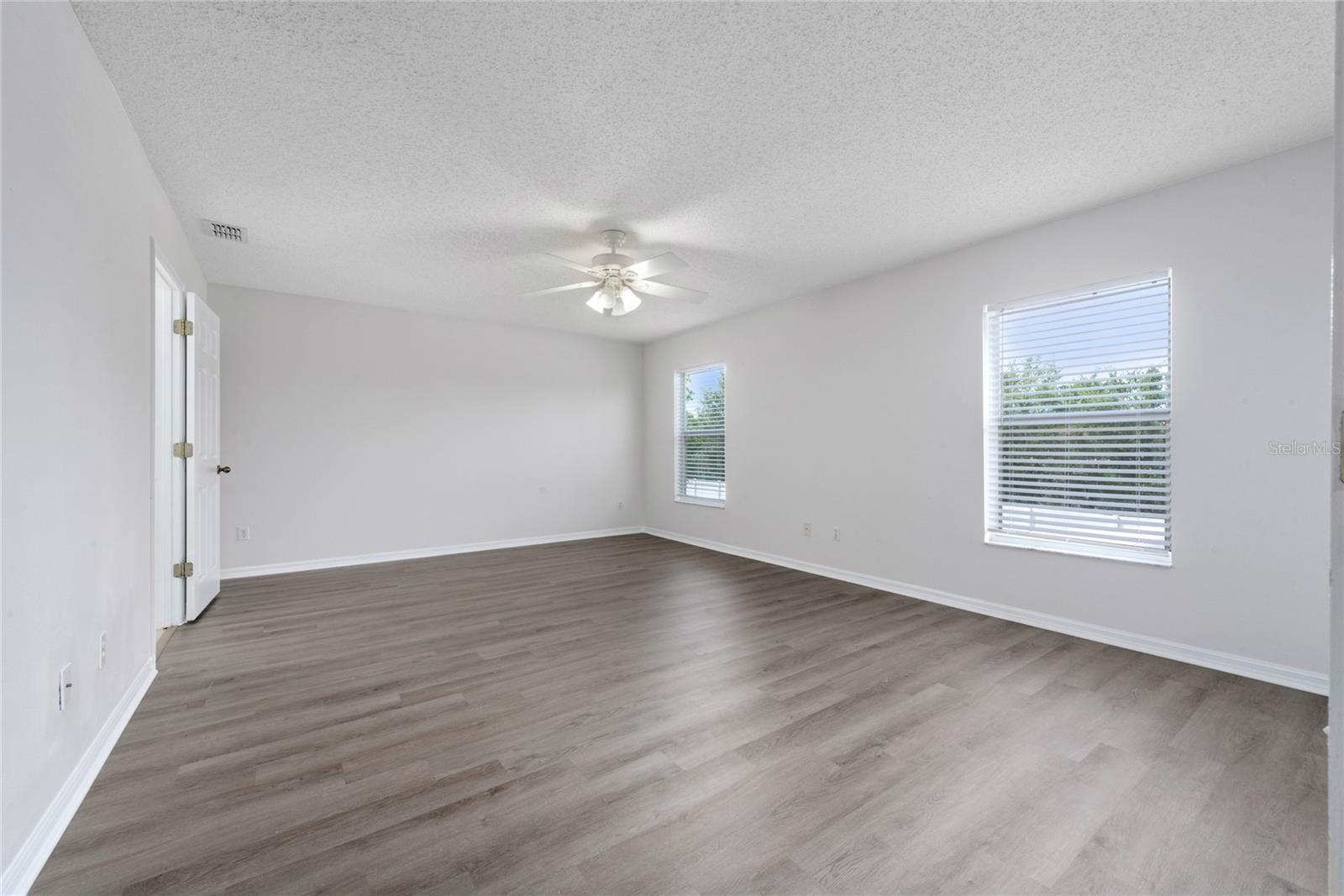 HAMPTON ESTATES - Residential Lease