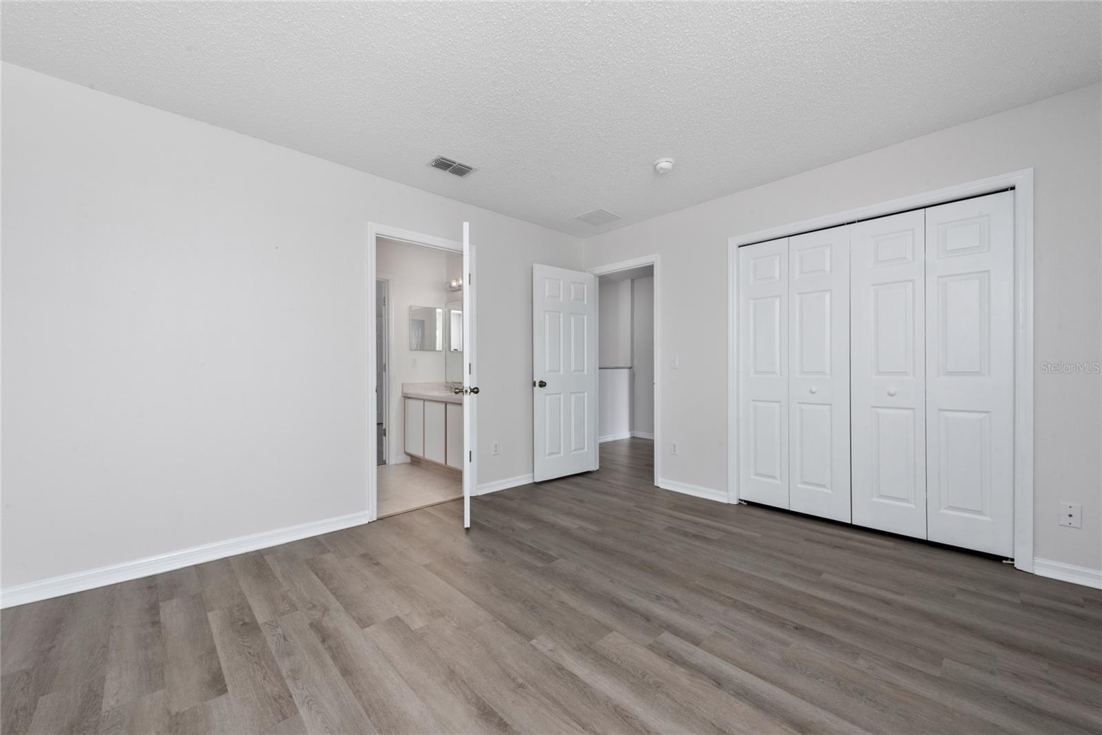 HAMPTON ESTATES - Residential Lease