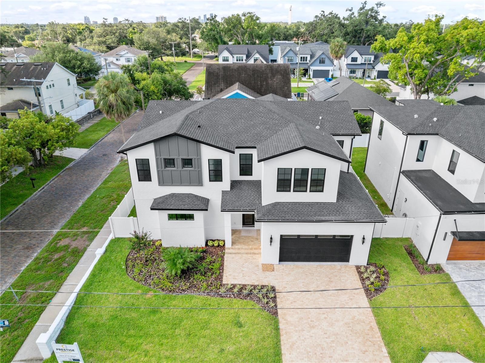 MAC FARLANE PARK - Residential