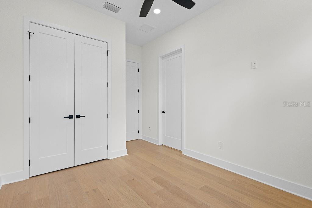 MAC FARLANE PARK - Residential