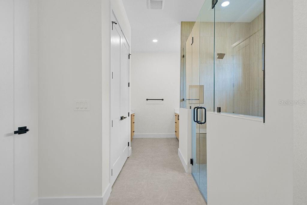 MAC FARLANE PARK - Residential