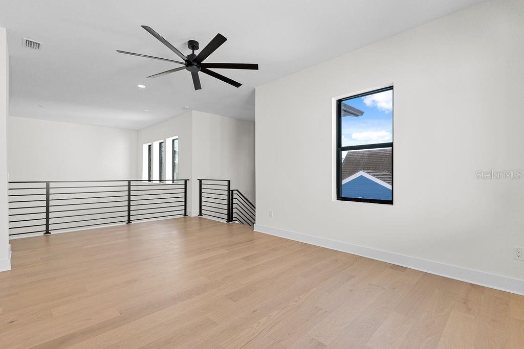 MAC FARLANE PARK - Residential