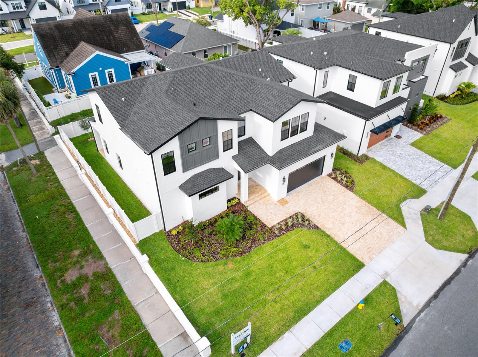 MAC FARLANE PARK - Residential