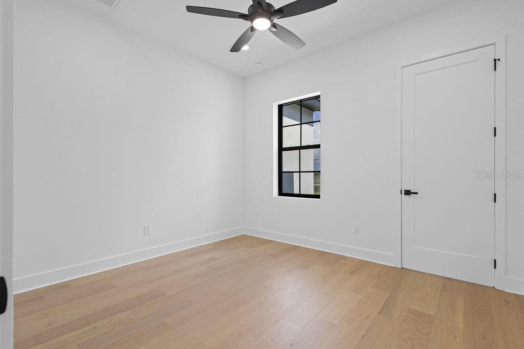MAC FARLANE PARK - Residential
