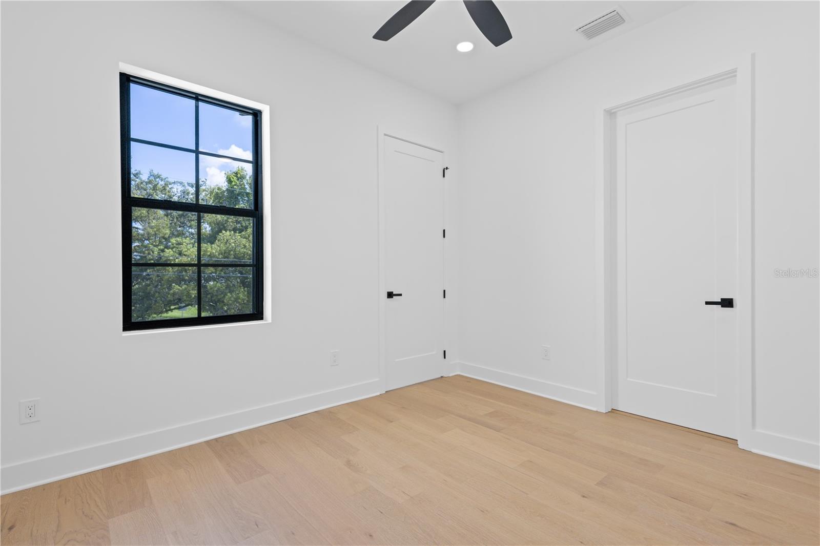 MAC FARLANE PARK - Residential