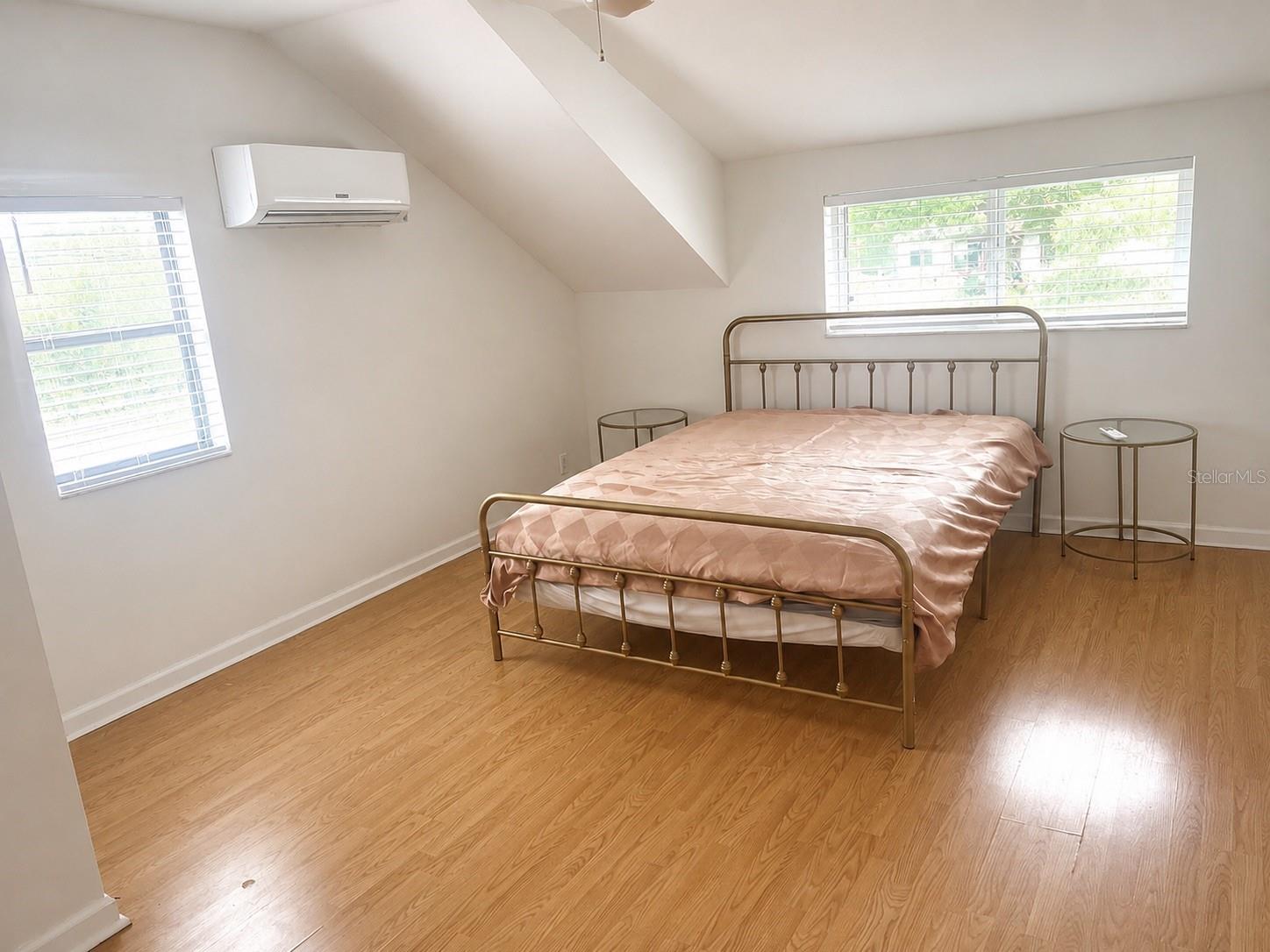 SUMMIT PARK - Residential