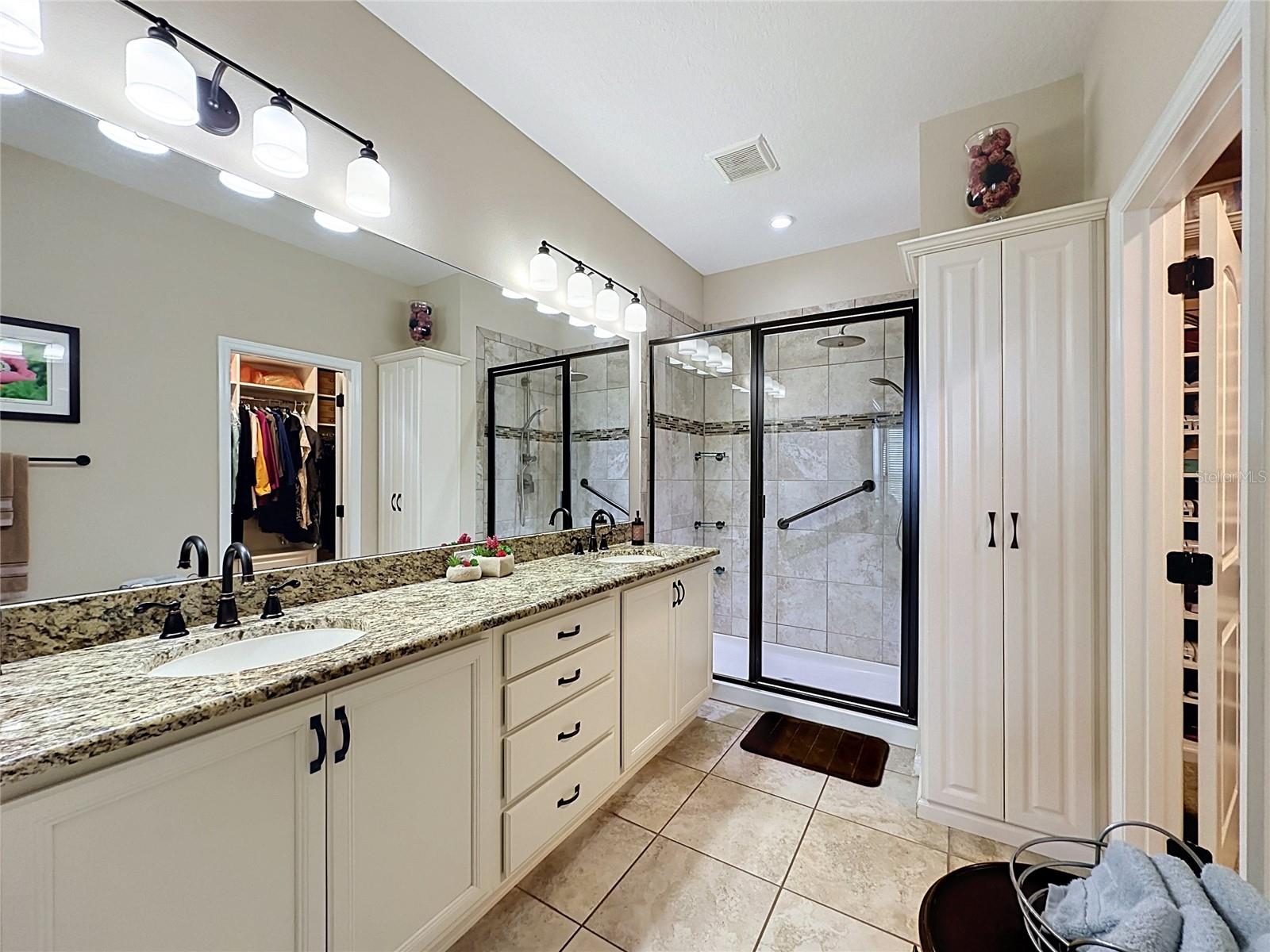 CASCADES/GROVELAND-PH 5 - Residential