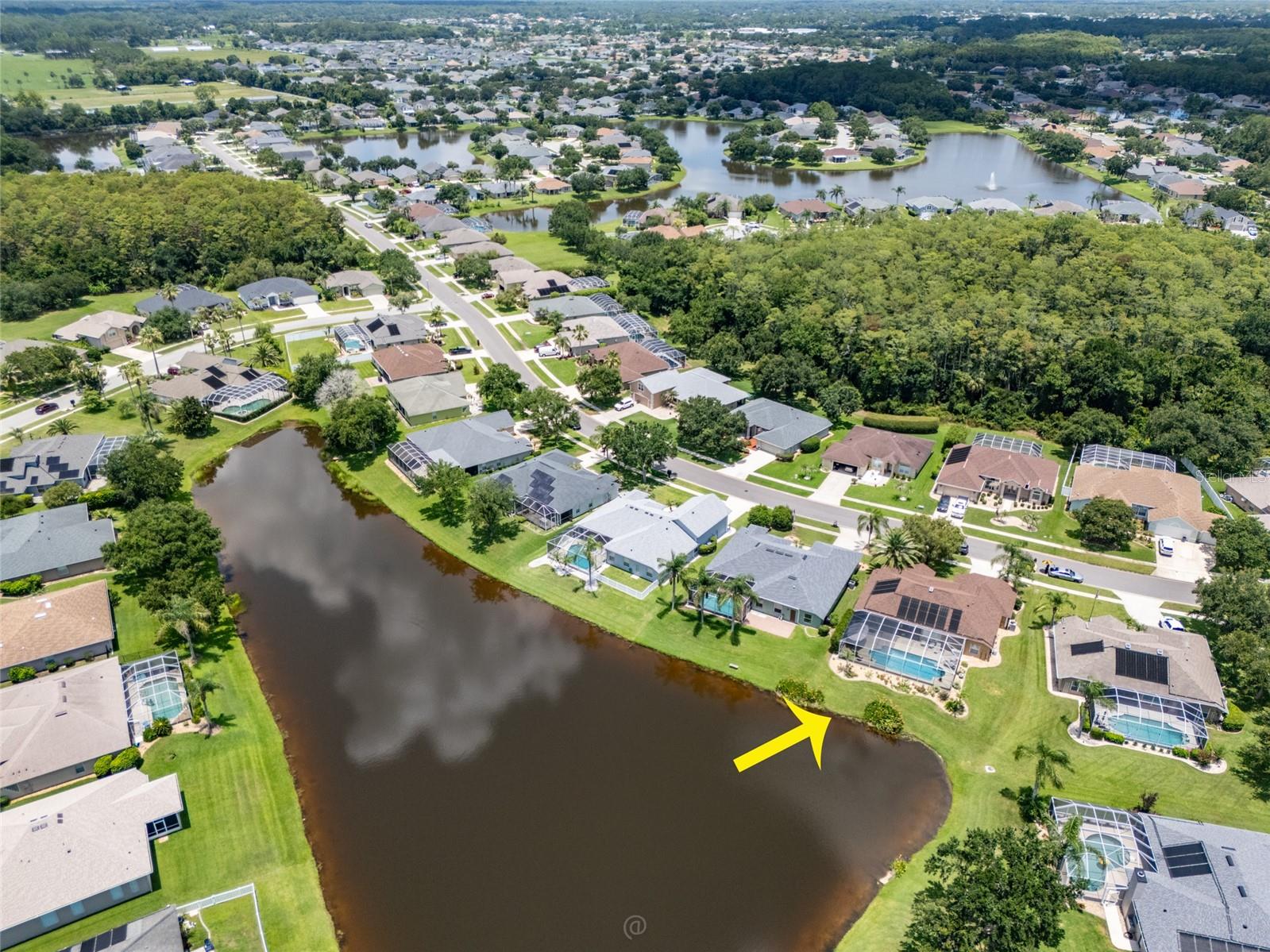 WATERS EDGE 10 - Residential