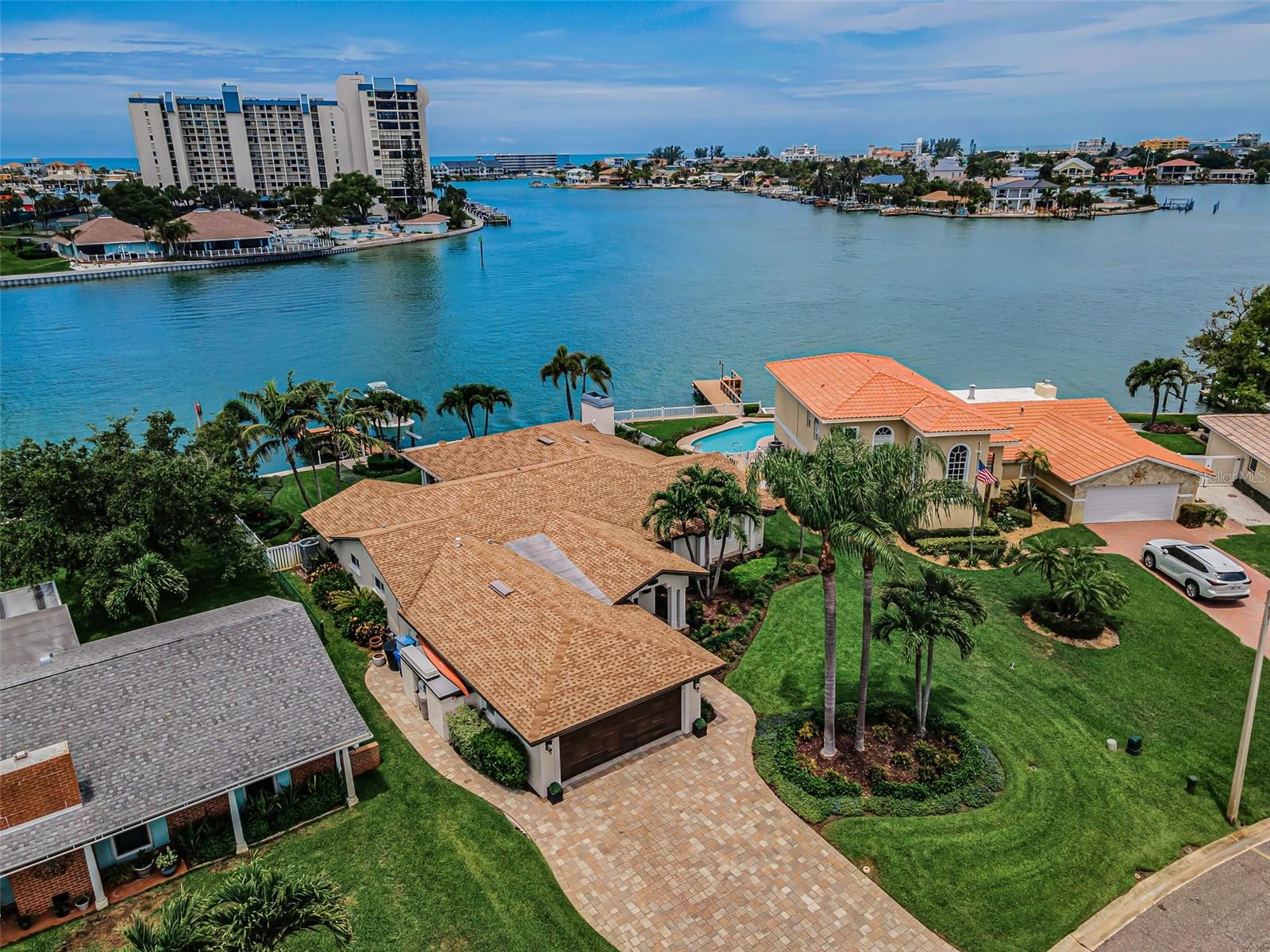 SOUTH CSWY ISLE YACHT CLUB 5TH ADD - Residential