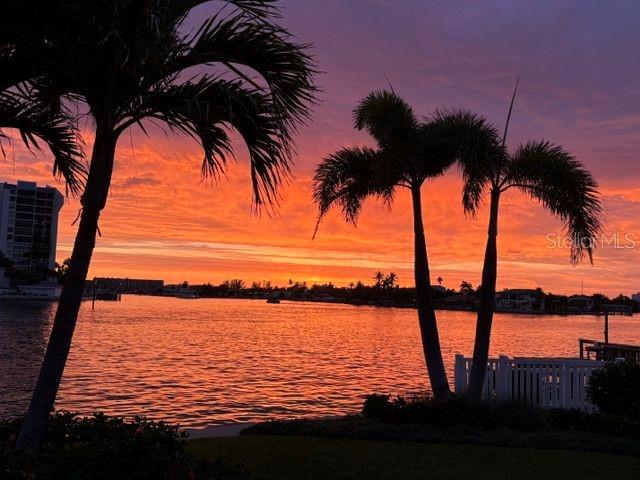 SOUTH CSWY ISLE YACHT CLUB 5TH ADD - Residential