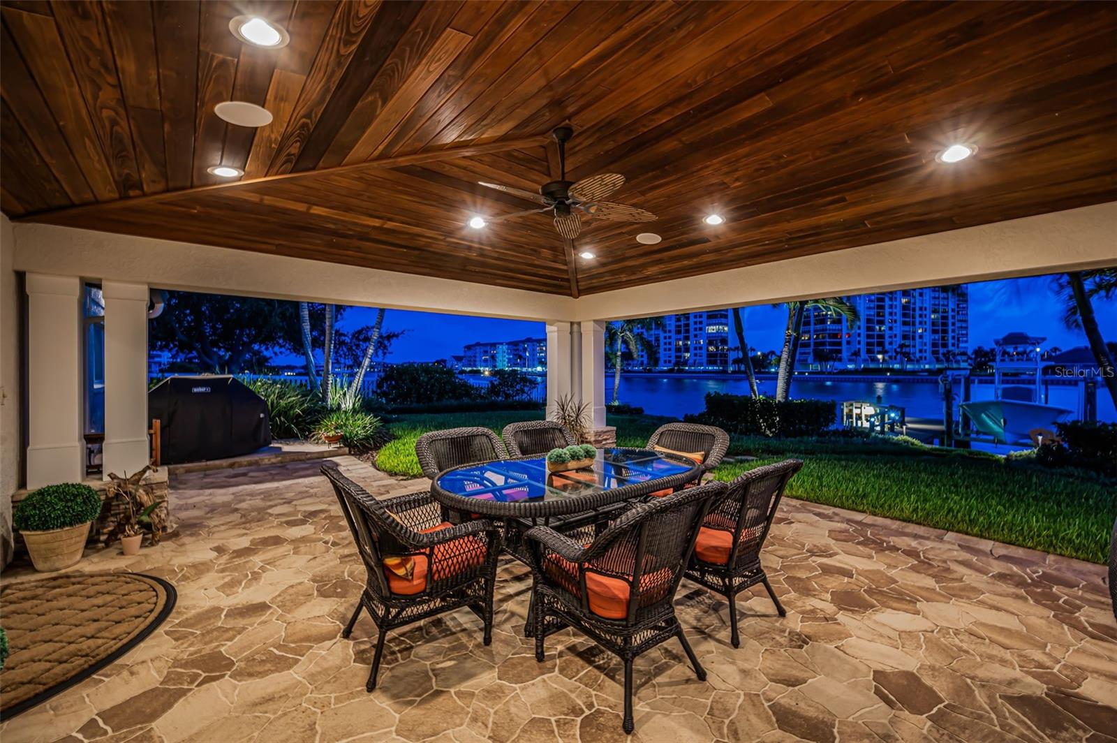 SOUTH CSWY ISLE YACHT CLUB 5TH ADD - Residential
