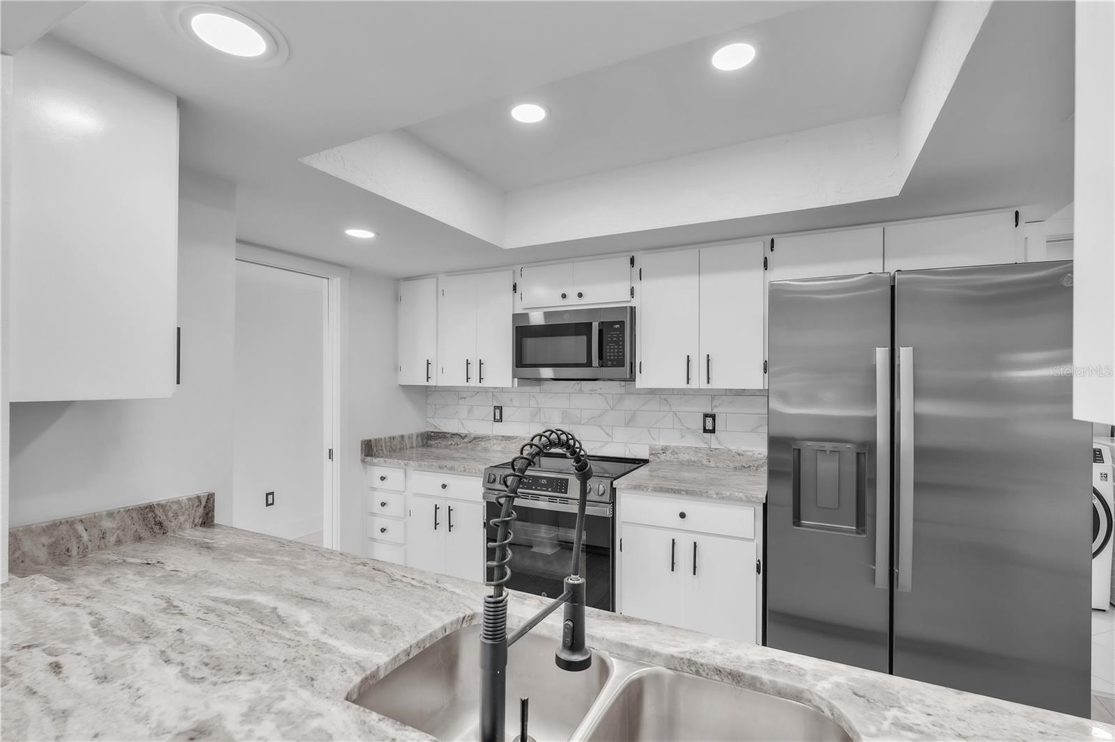 VILLAGE GREEN OF BRADENTON SEC 6 - Residential