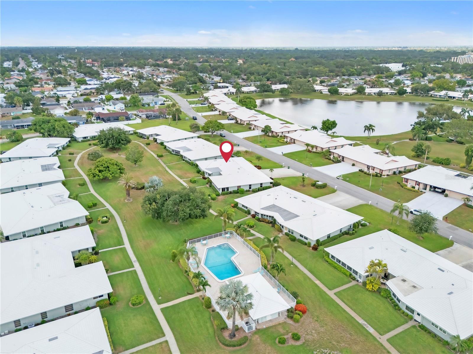 VILLAGE GREEN OF BRADENTON SEC 6 - Residential