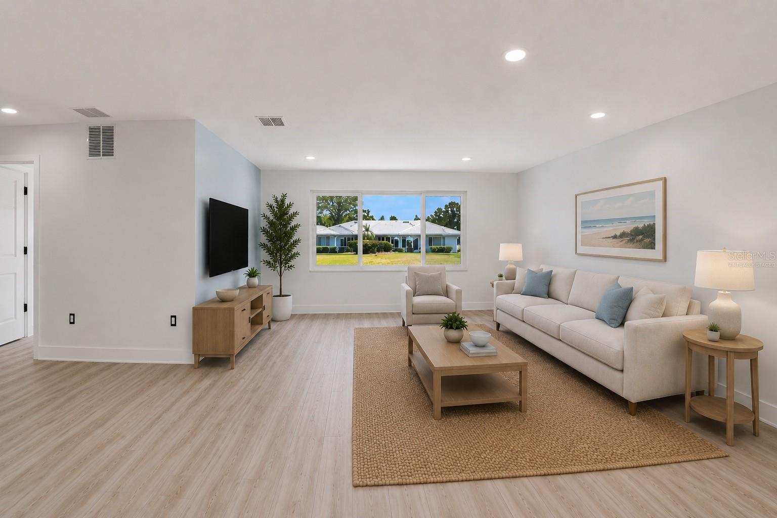 VILLAGE GREEN OF BRADENTON SEC 6 - Residential