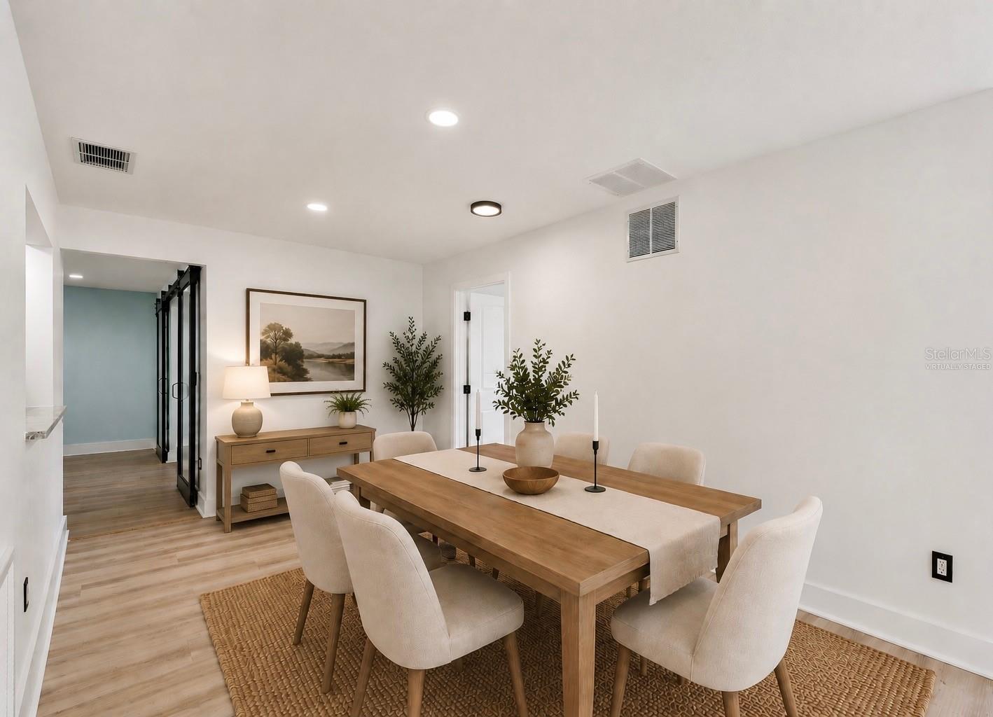 VILLAGE GREEN OF BRADENTON SEC 6 - Residential