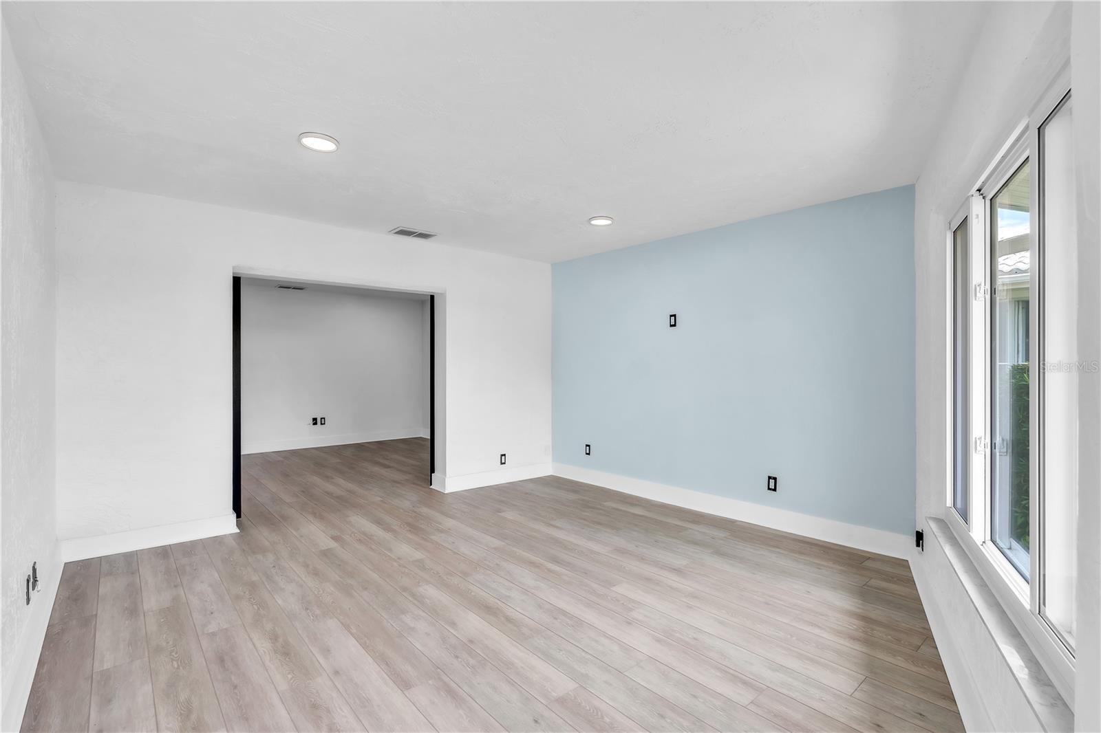 VILLAGE GREEN OF BRADENTON SEC 6 - Residential