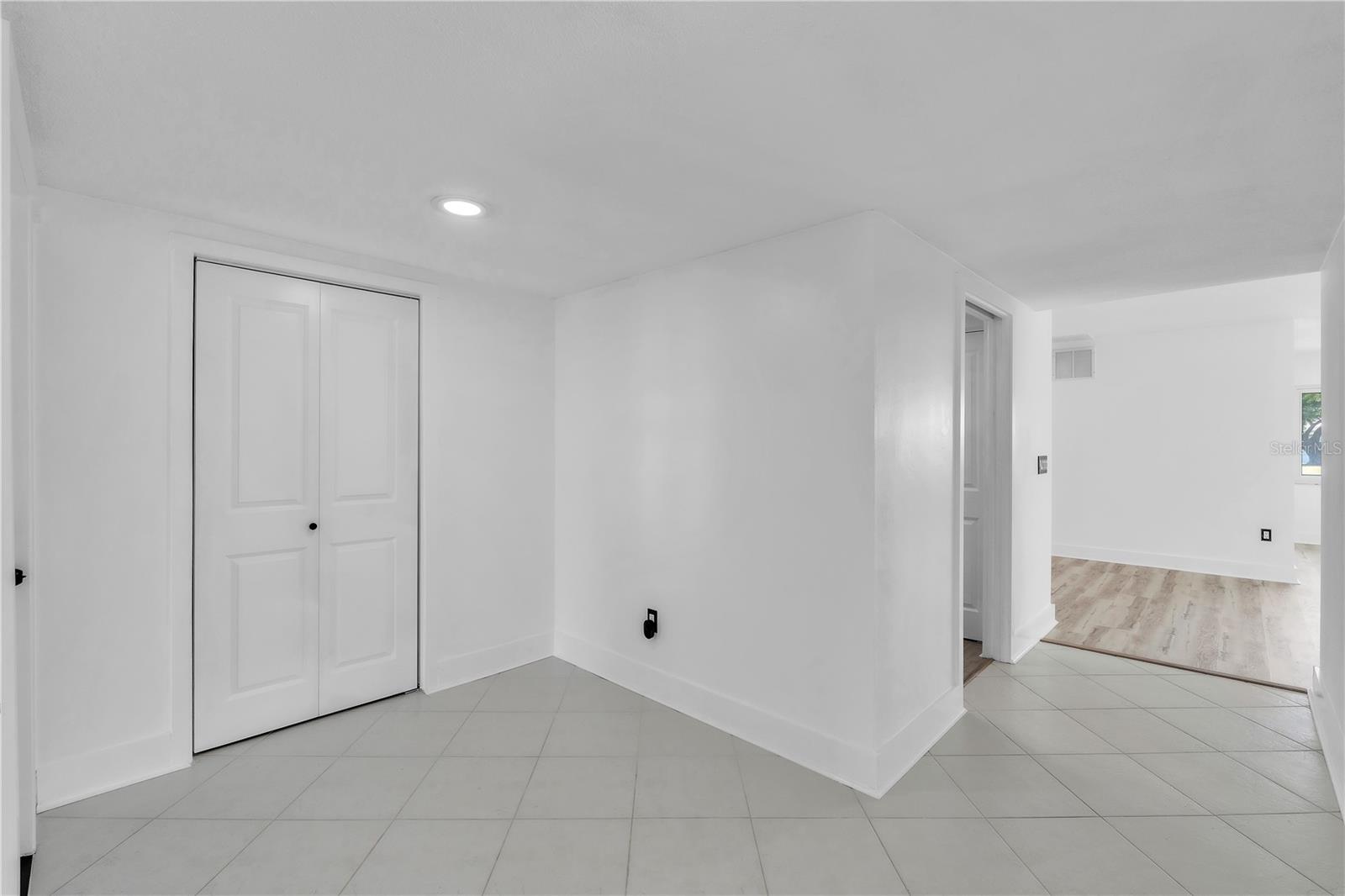 VILLAGE GREEN OF BRADENTON SEC 6 - Residential