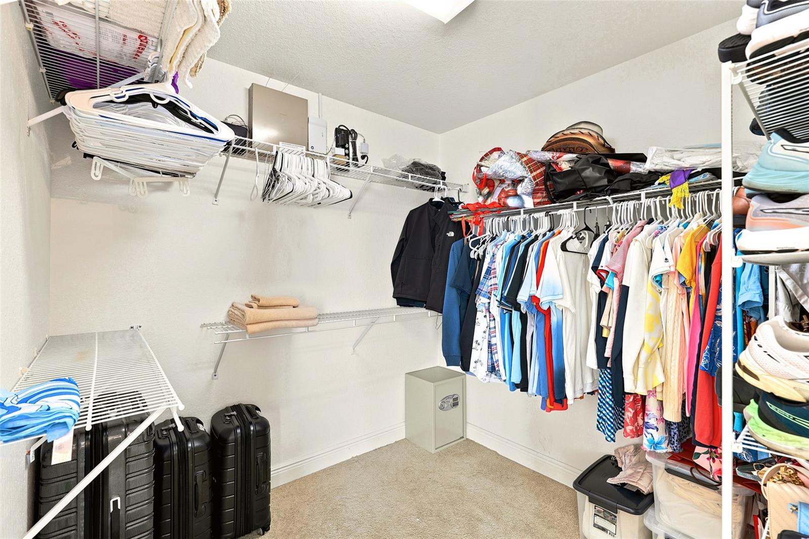 HUNTERS CREEK TR 430B PH 02 - Residential