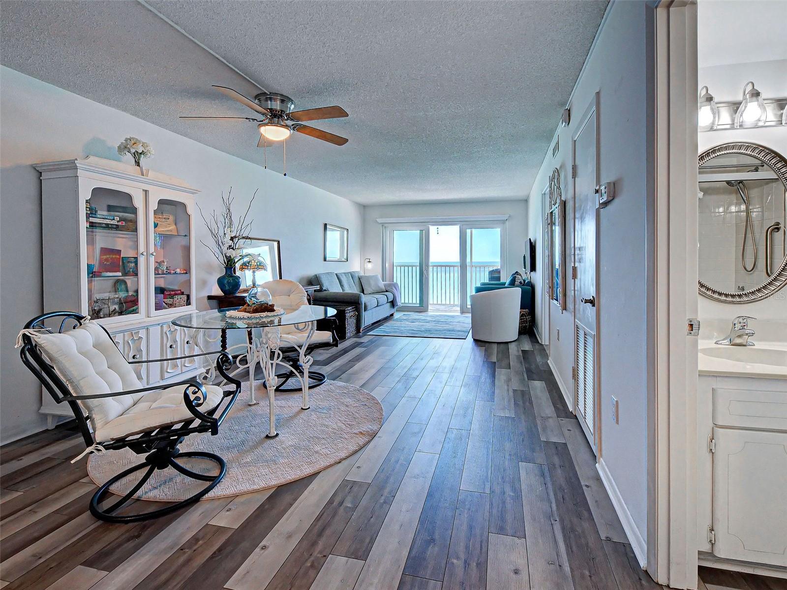 VENICE SANDS - Residential