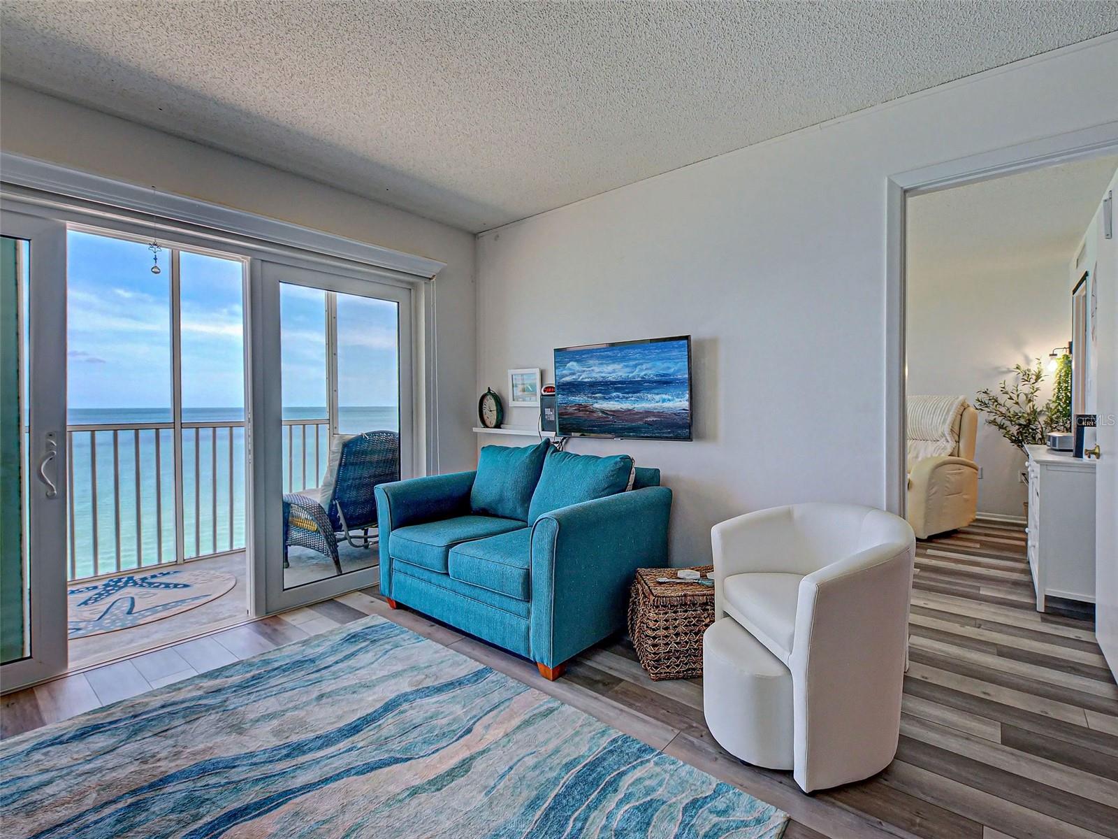 VENICE SANDS - Residential