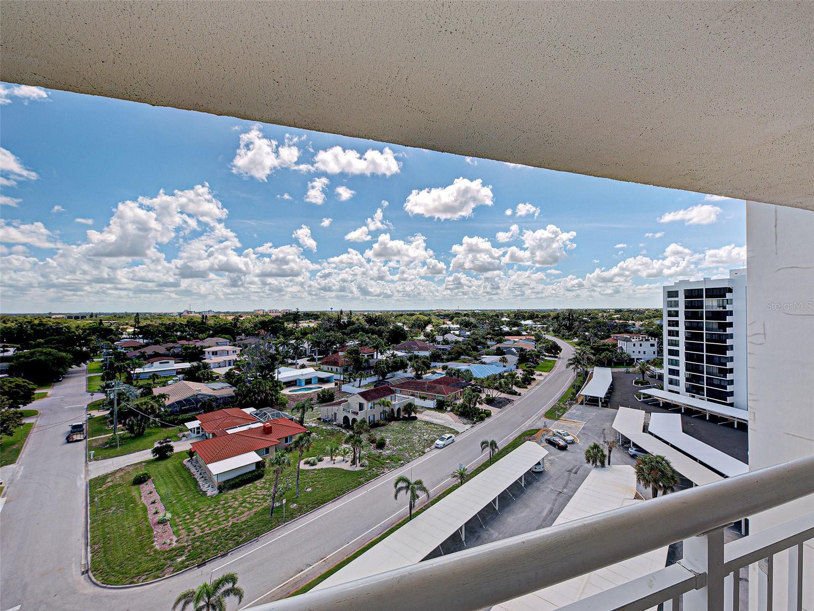 VENICE SANDS - Residential