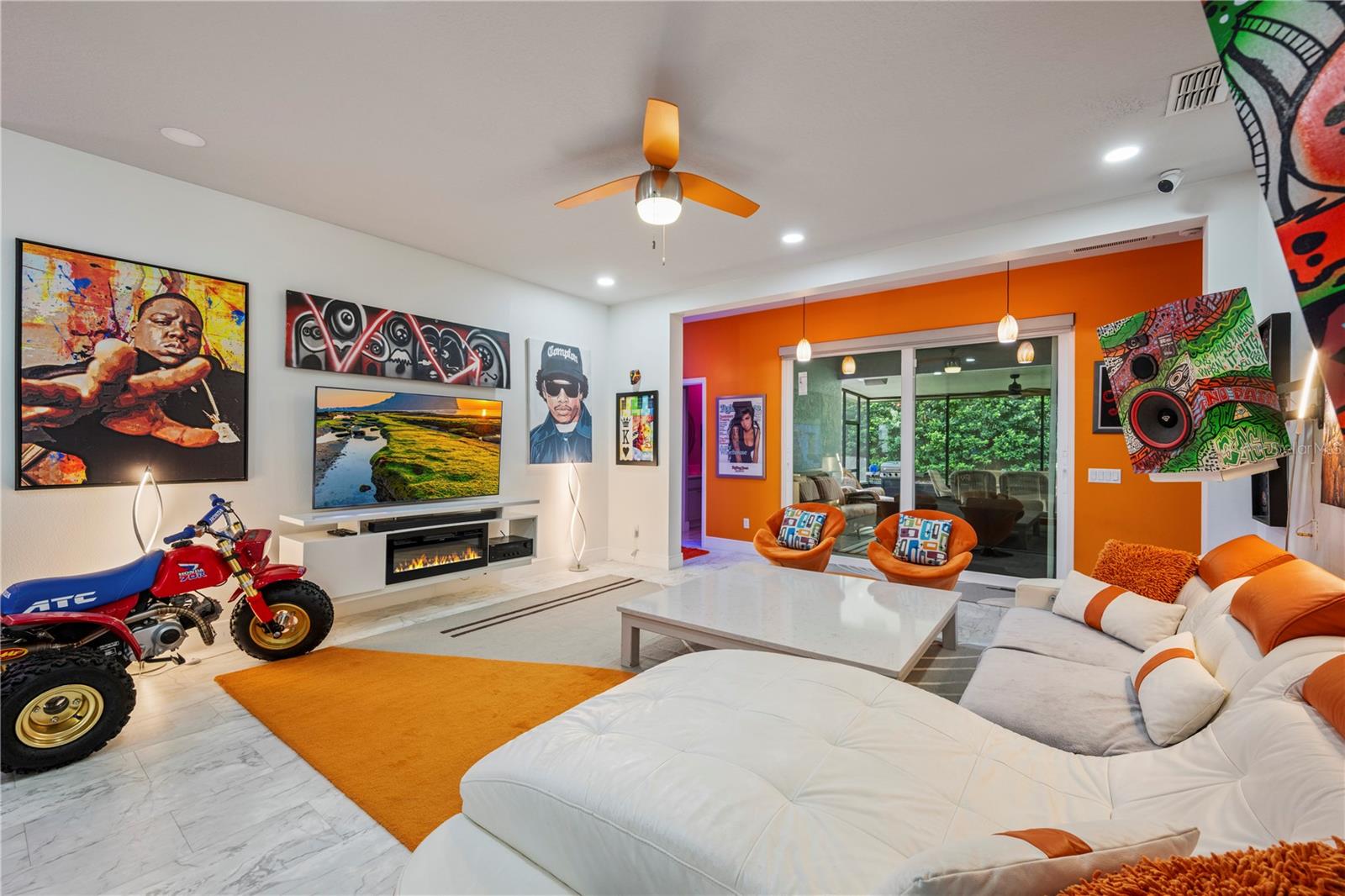 CARRIAGE POINTE A-I & L - Residential