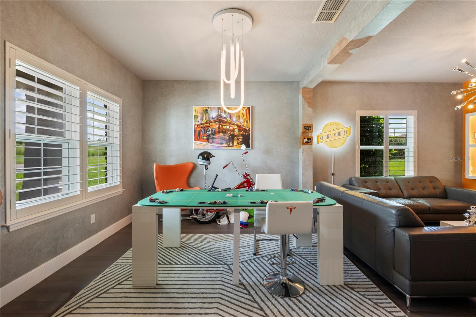 CARRIAGE POINTE A-I & L - Residential