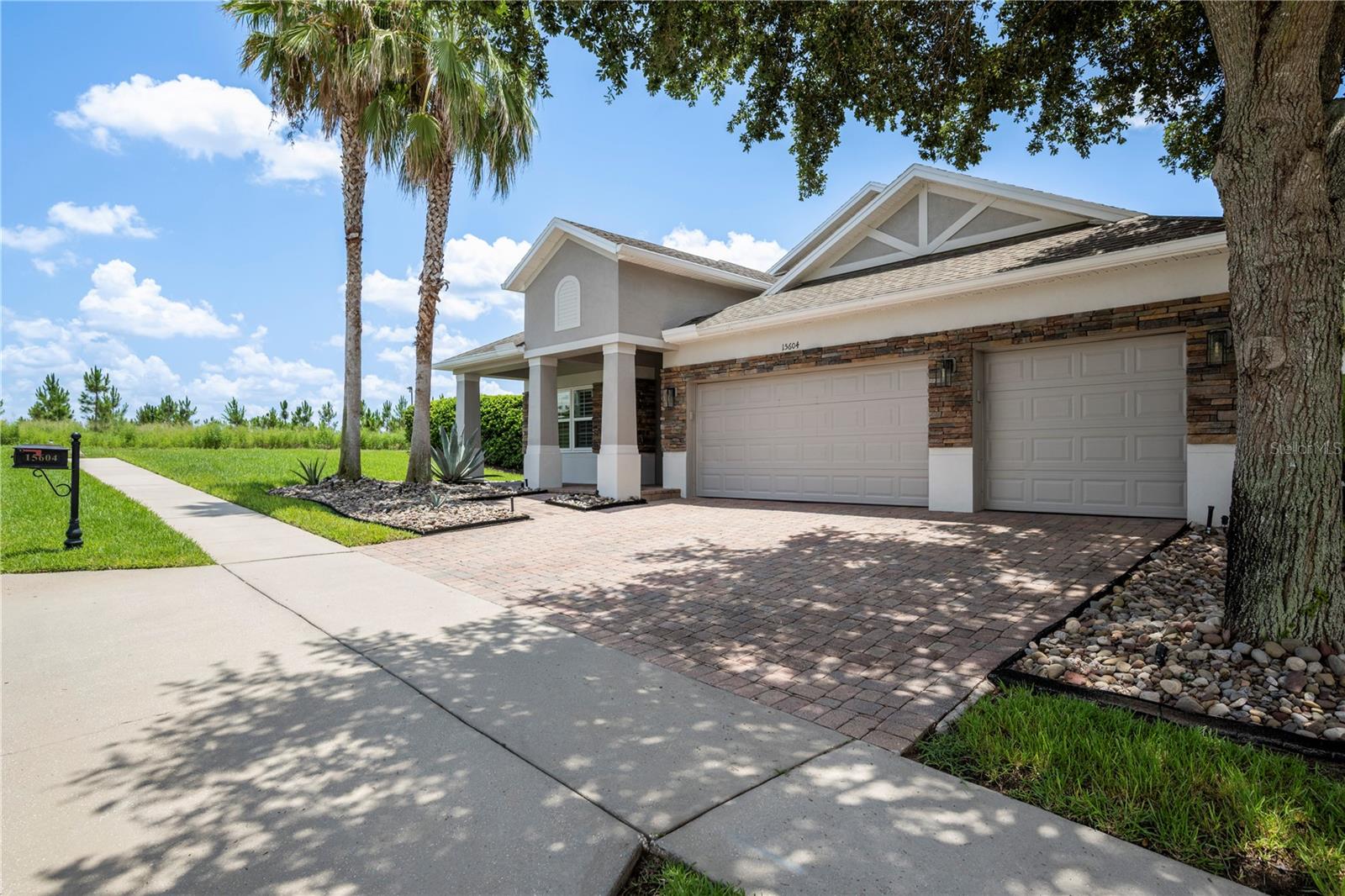 CARRIAGE POINTE A-I & L - Residential