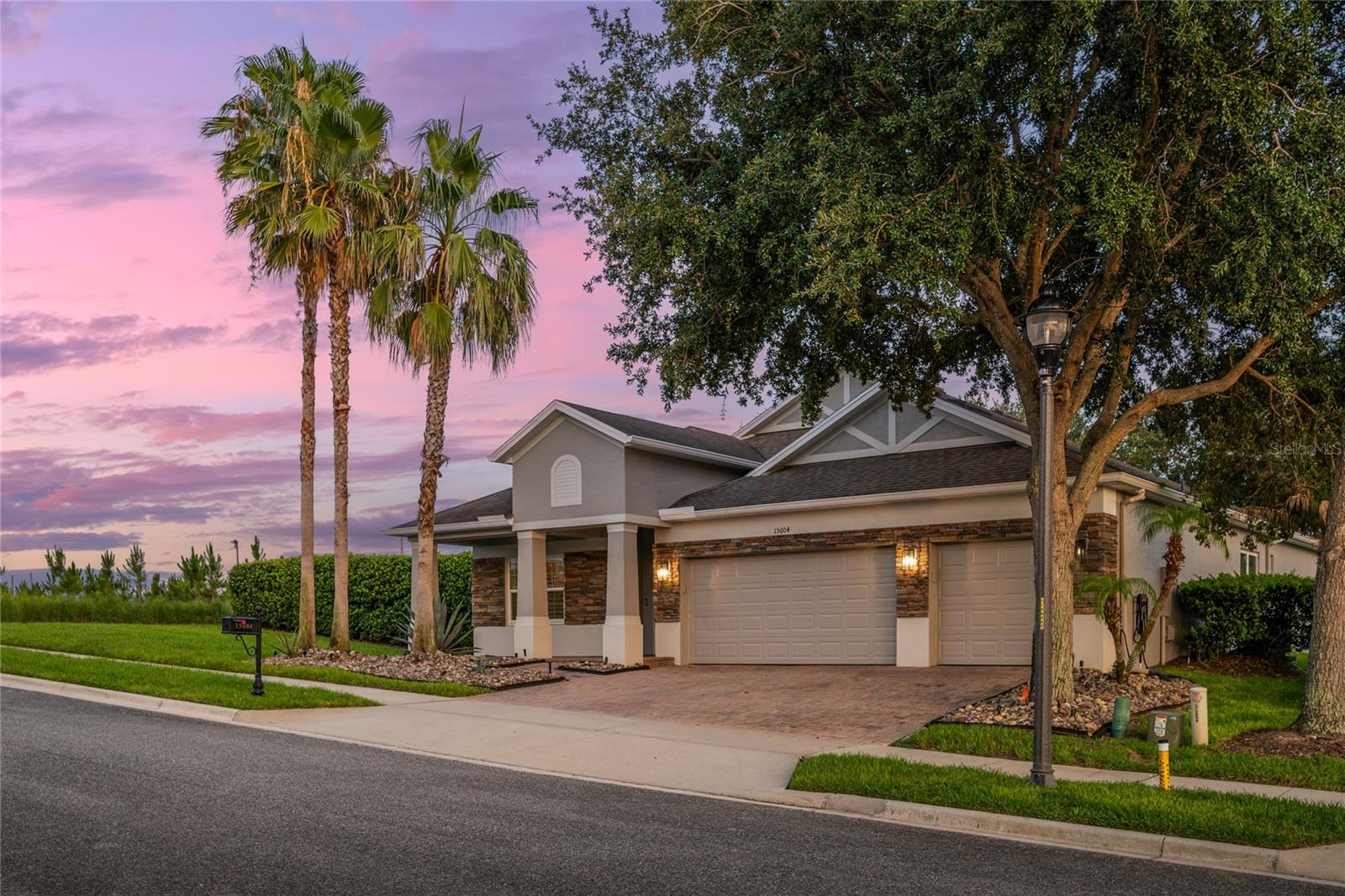 CARRIAGE POINTE A-I & L - Residential