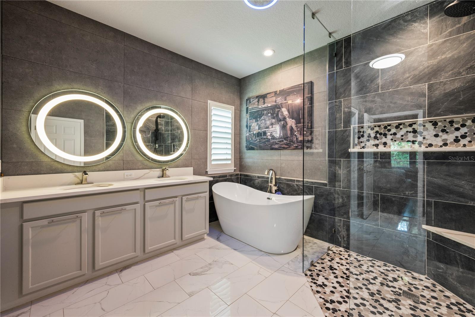 CARRIAGE POINTE A-I & L - Residential