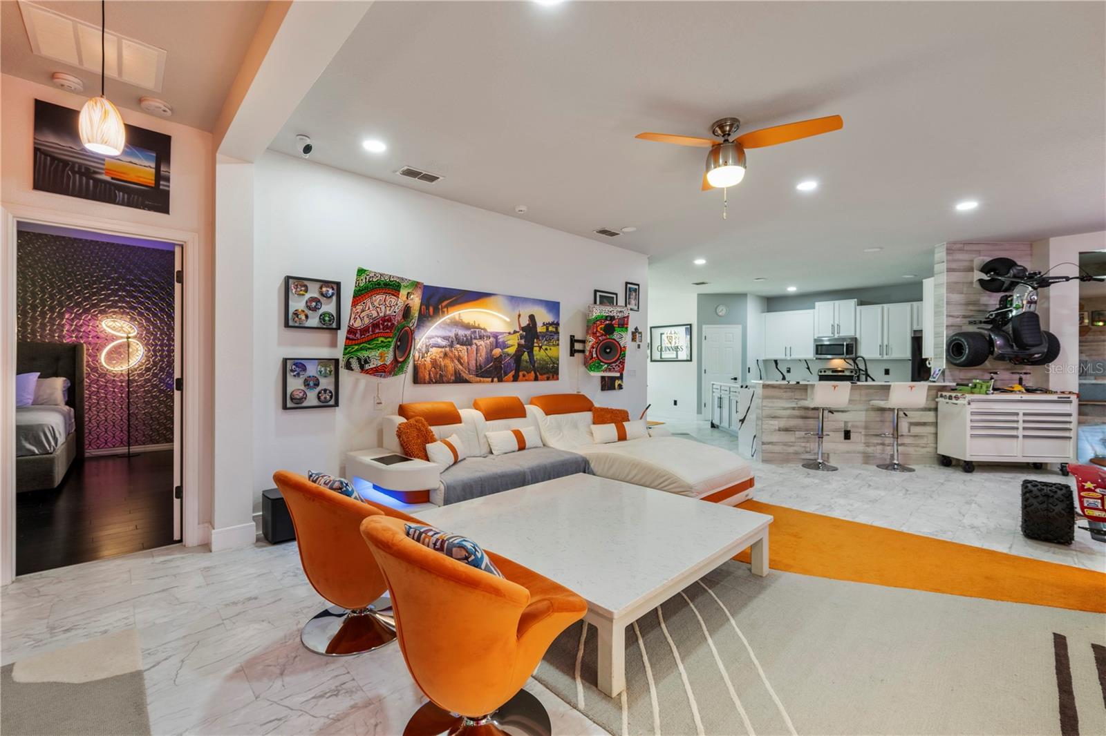 CARRIAGE POINTE A-I & L - Residential