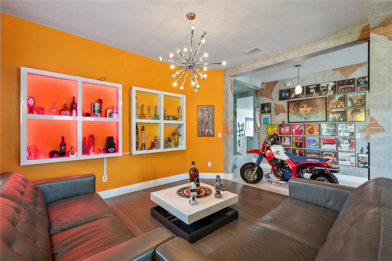 CARRIAGE POINTE A-I & L - Residential