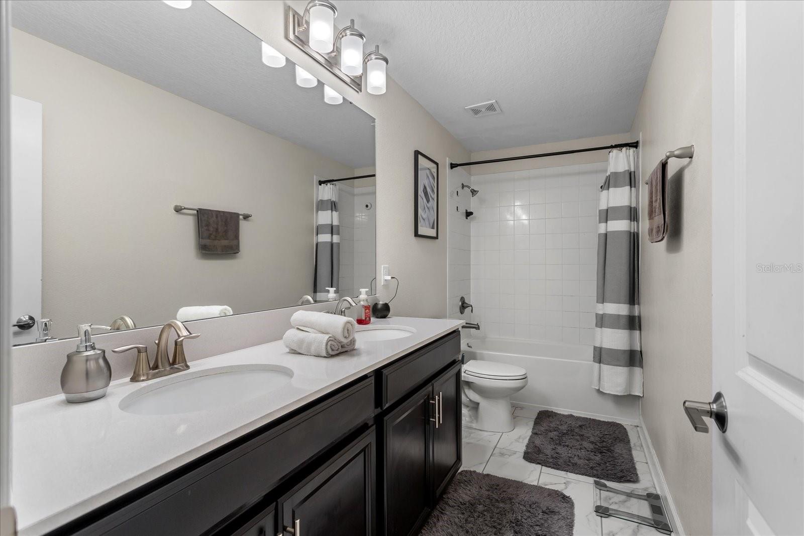CHAMPIONSGATE 80 PH II - Residential