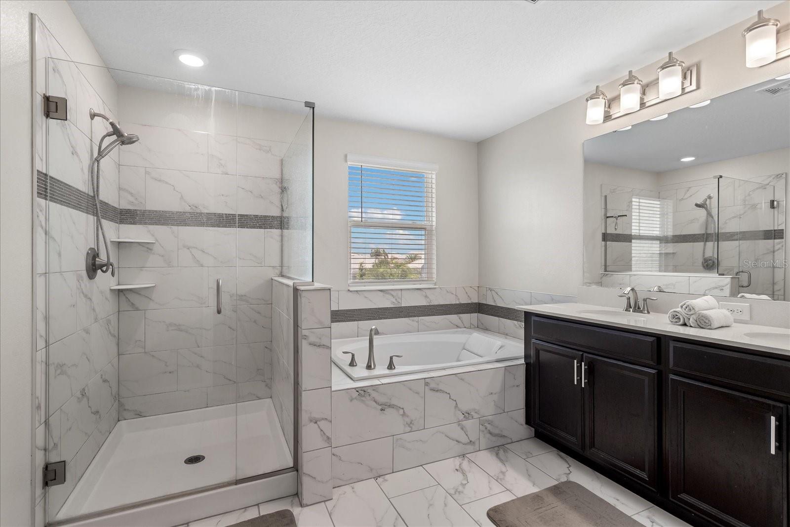 CHAMPIONSGATE 80 PH II - Residential