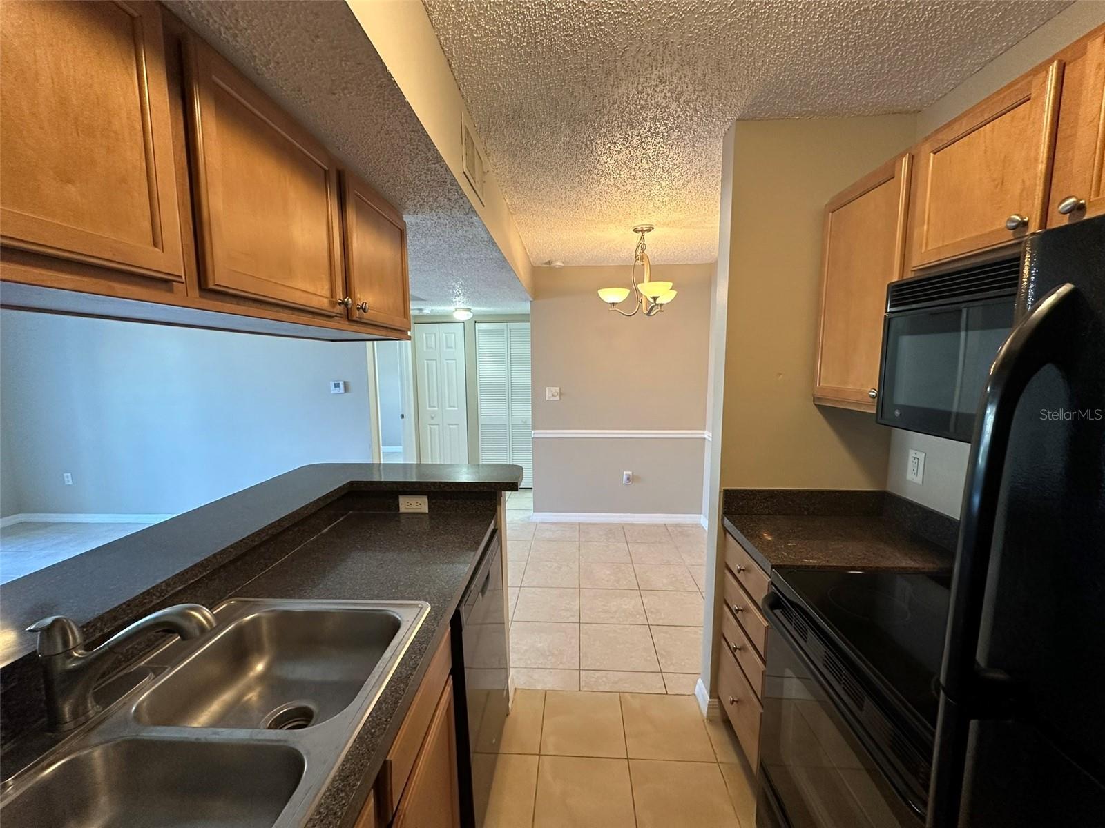 PARK LAKE AT PARSONS A CONDOMI - Residential