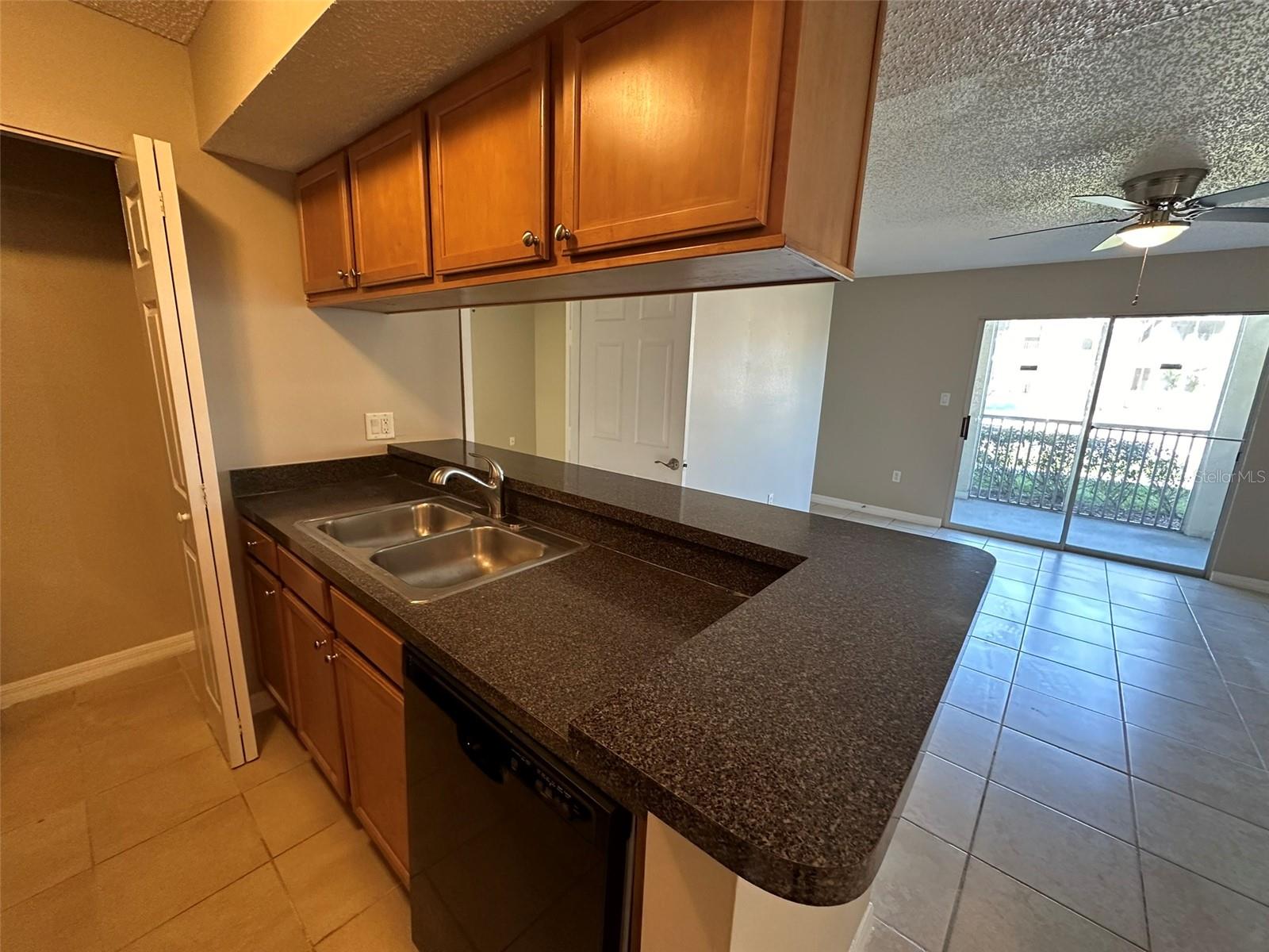 PARK LAKE AT PARSONS A CONDOMI - Residential