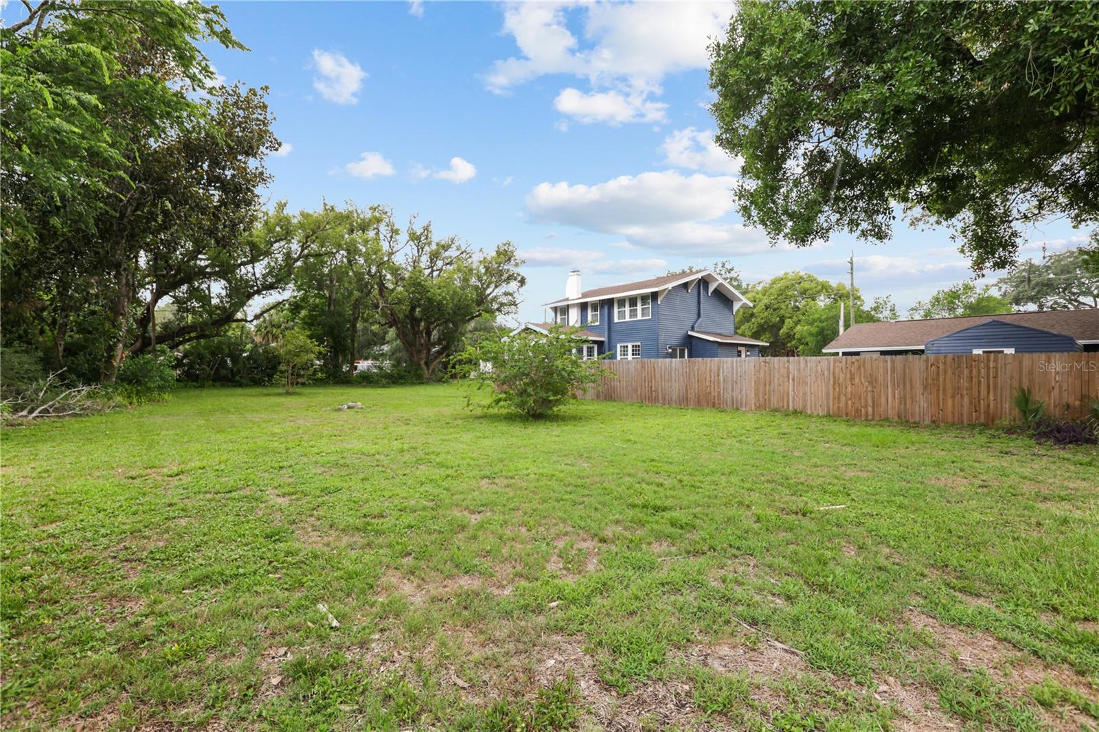 ROSE COURT - Residential