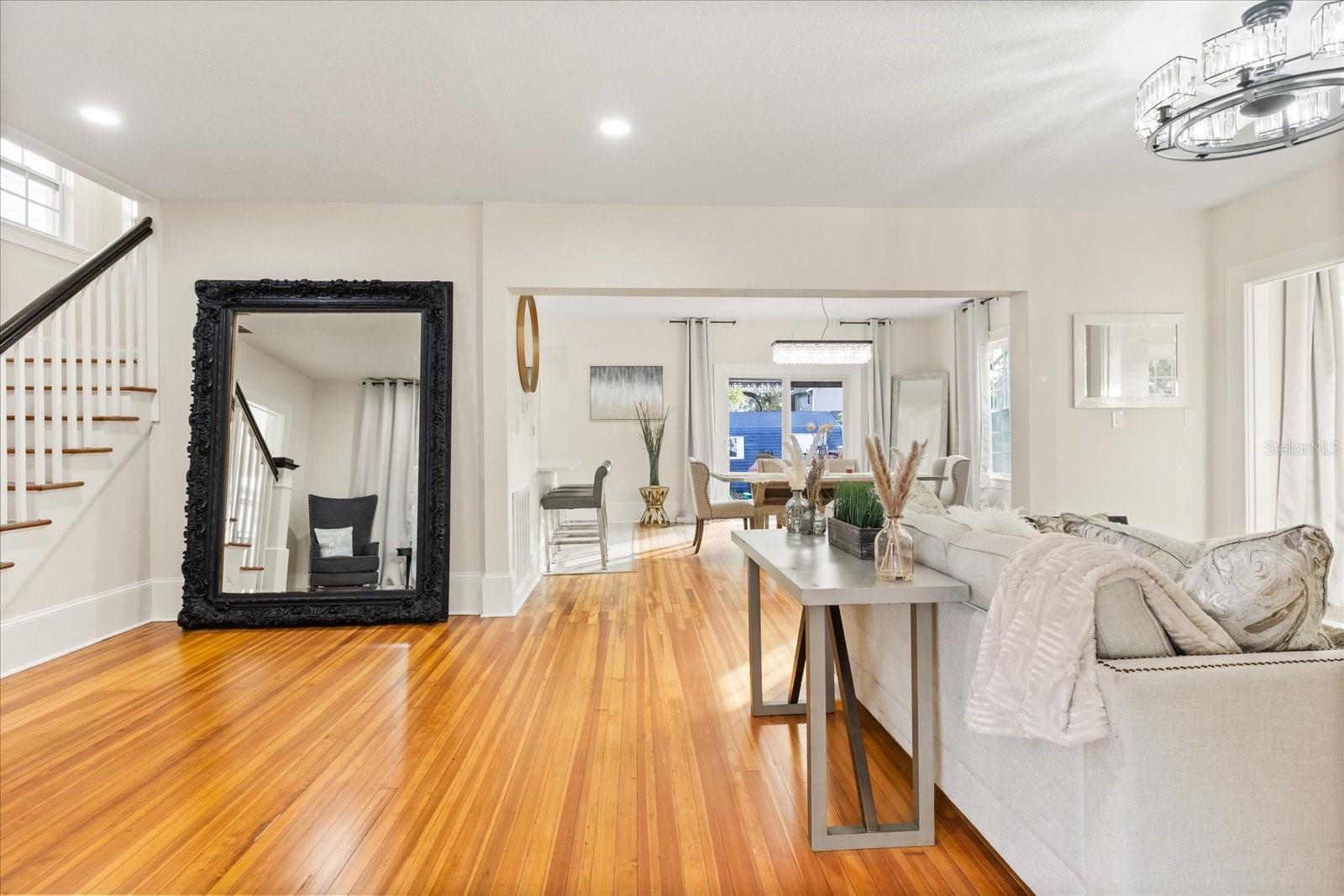 ROSE COURT - Residential