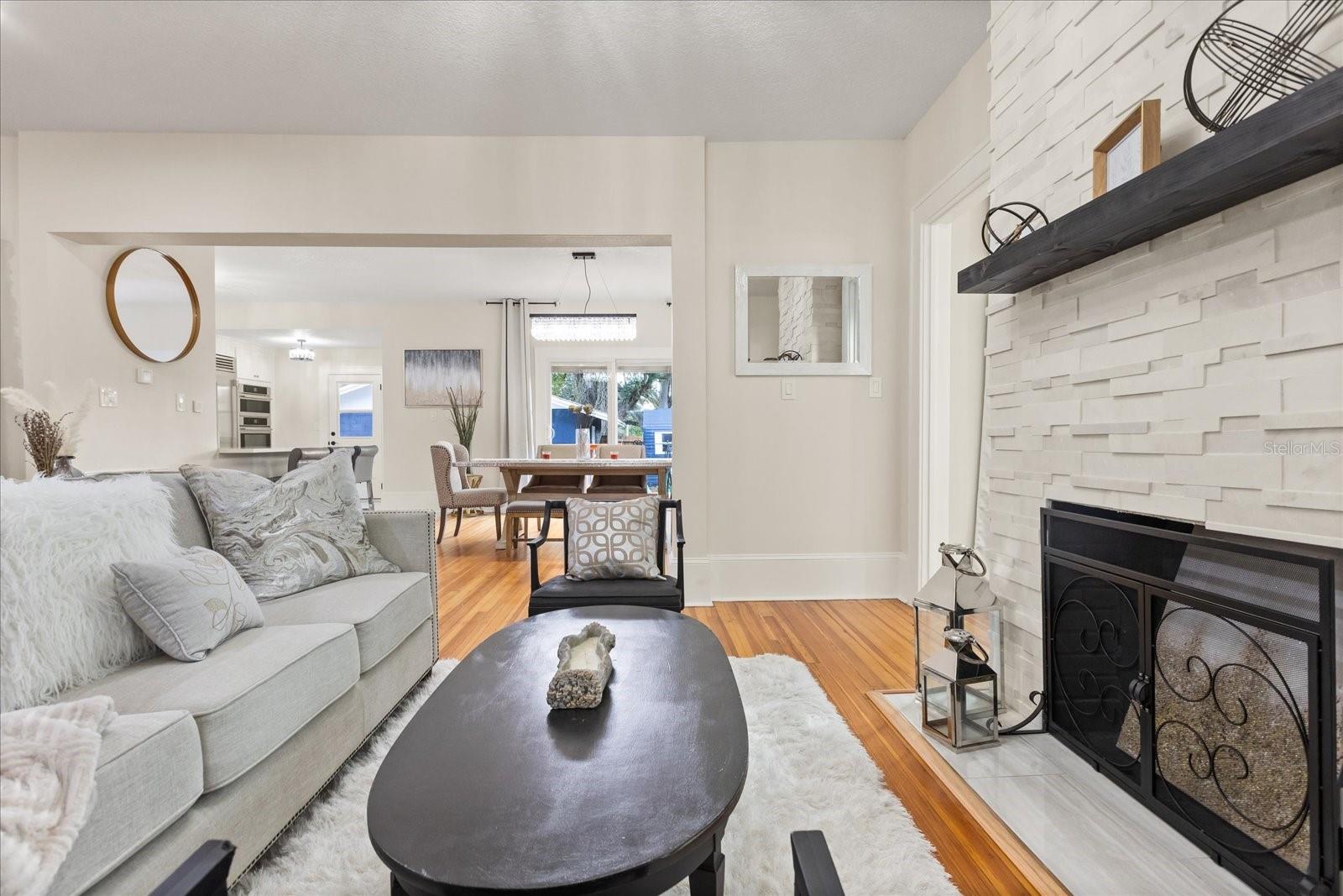 ROSE COURT - Residential