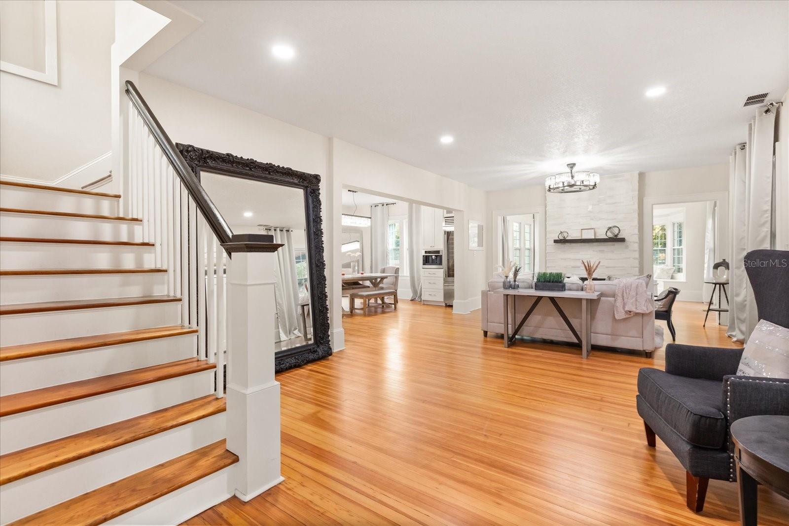 ROSE COURT - Residential