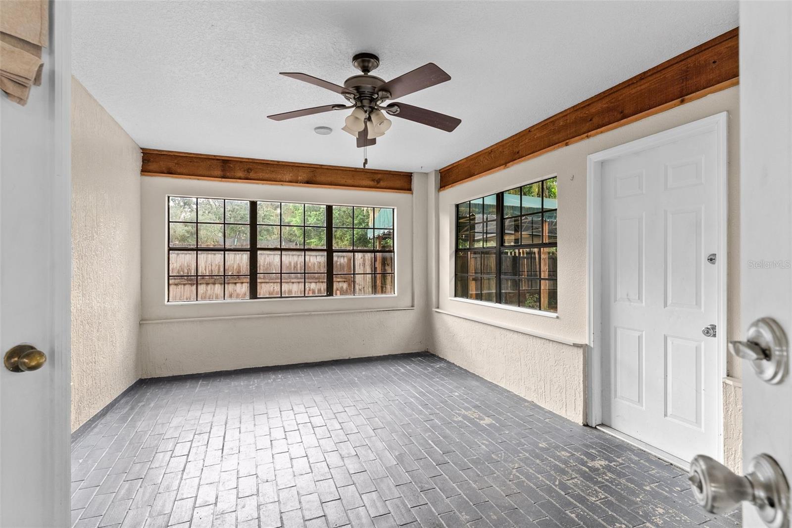 LAKE THOMAS WOODS SEVENTH ADD - Residential