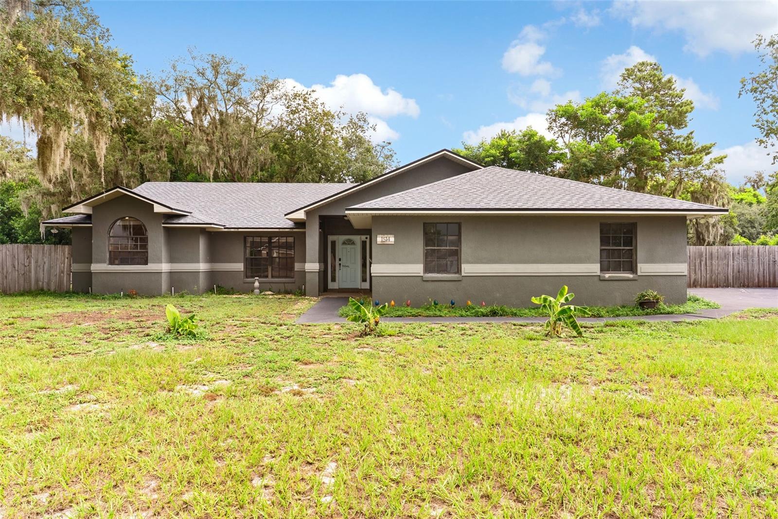 LAKE THOMAS WOODS SEVENTH ADD - Residential