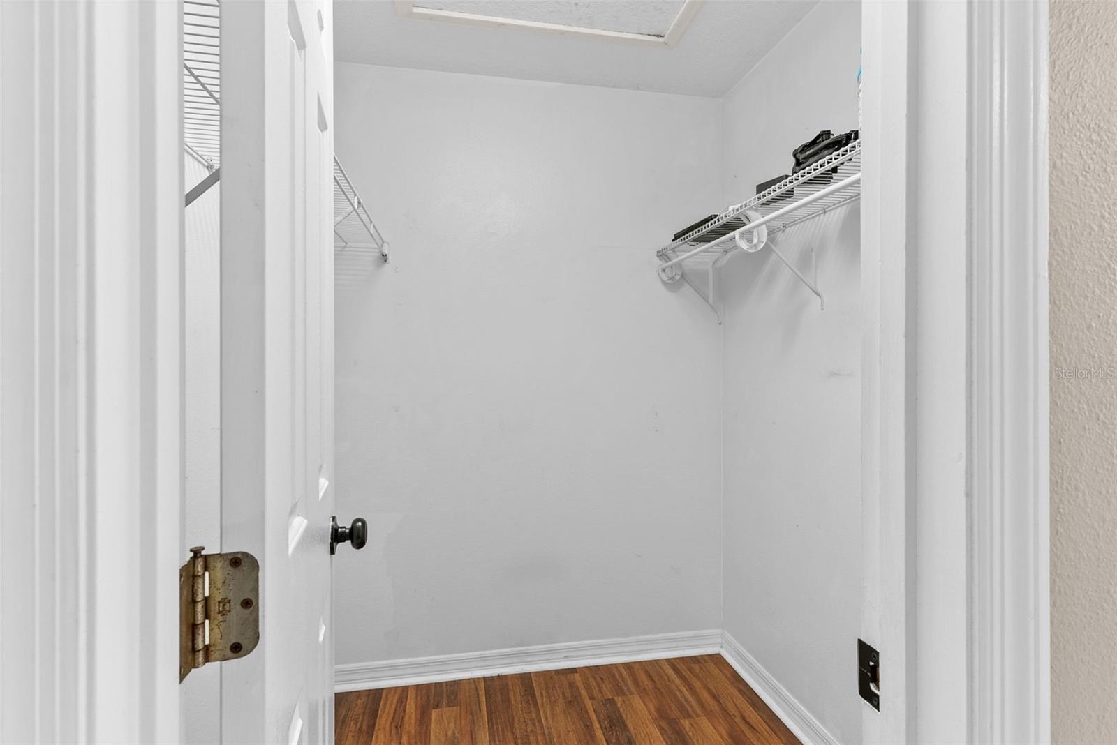 LAKE THOMAS WOODS SEVENTH ADD - Residential