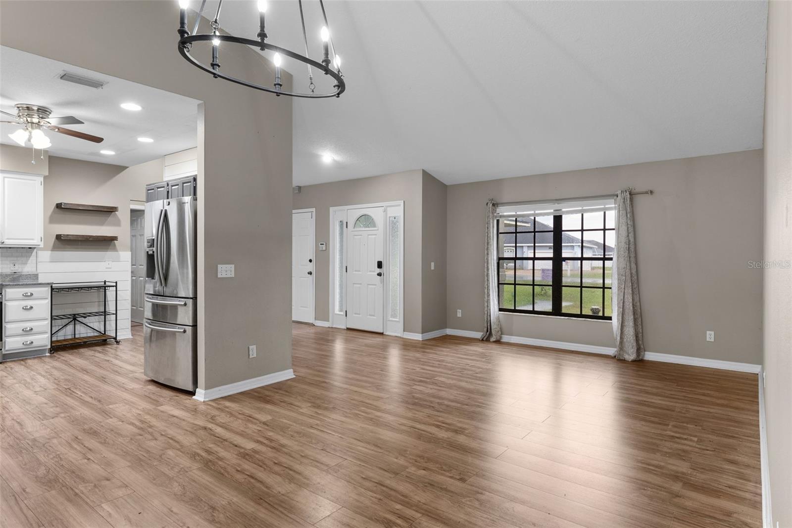 LAKE THOMAS WOODS SEVENTH ADD - Residential