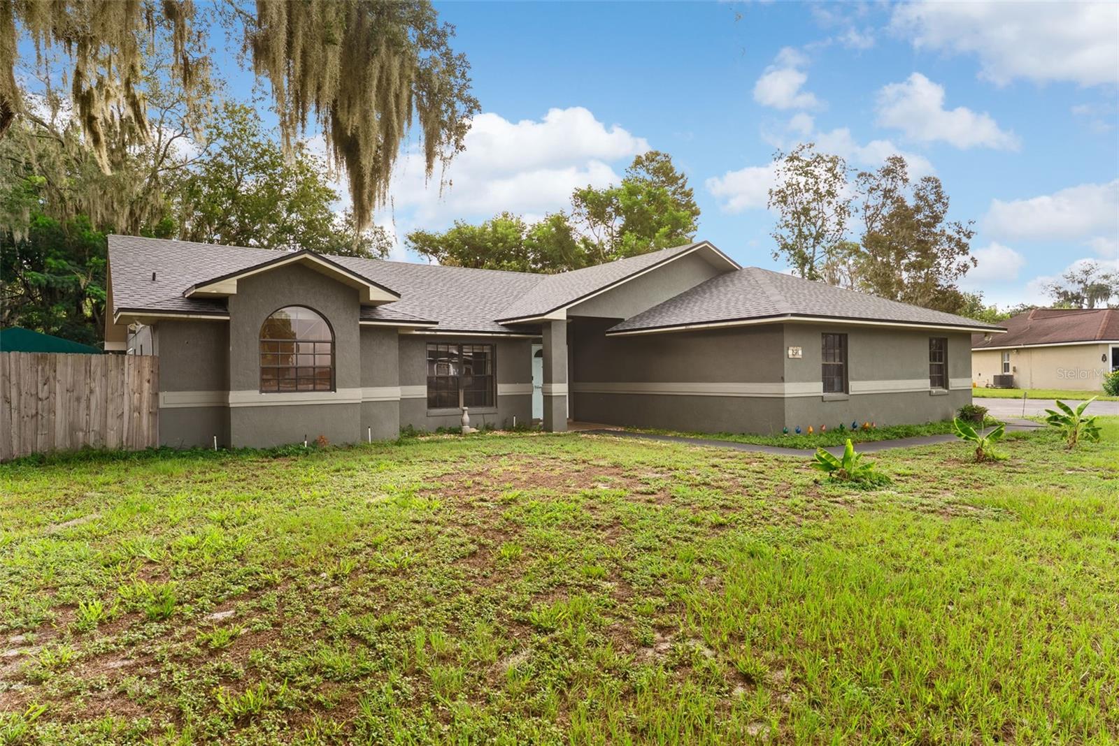 LAKE THOMAS WOODS SEVENTH ADD - Residential