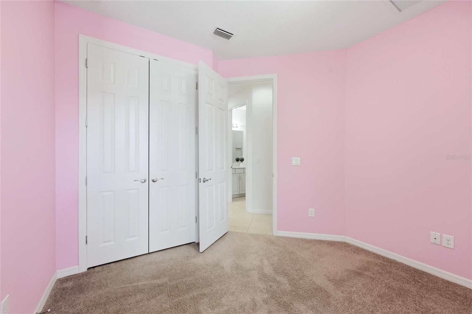 ARBOR LAKES - Residential