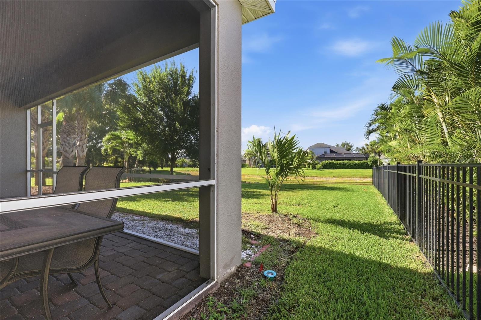 ARBOR LAKES - Residential