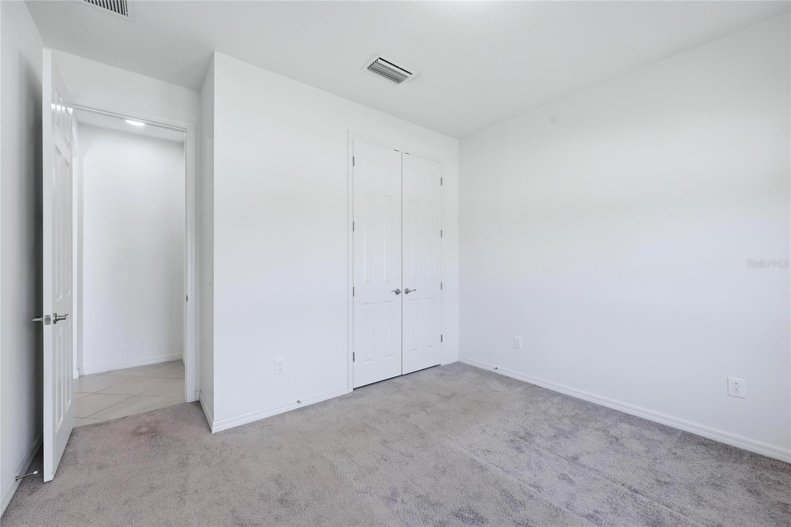 ARBOR LAKES - Residential
